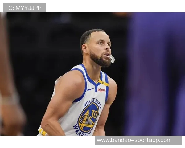 勇士主场对决开拓者首发阵容揭晓库里领衔穆迪理查德巴特勒追梦齐上阵